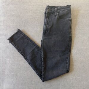 JOE’S The Charlie Snapback skinny jeans